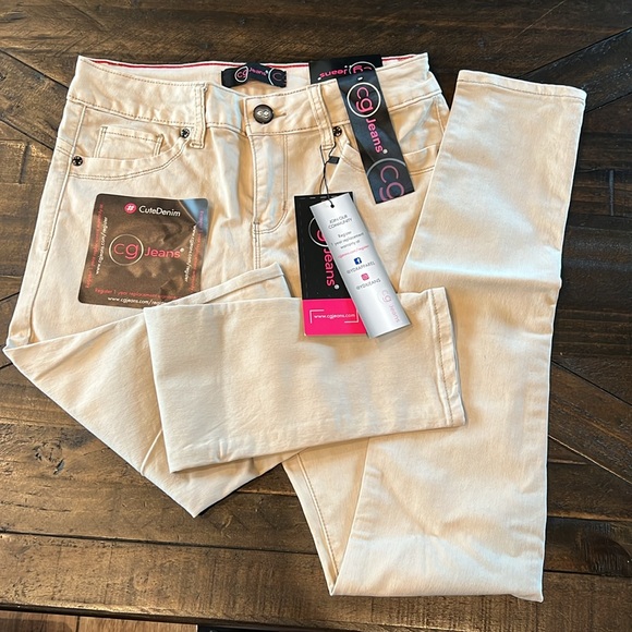 CG Jeans | Soft and Fit Skinny Jeans Stretch Comfort Mid Rise | Juniors Size 5 - Picture 2 of 6